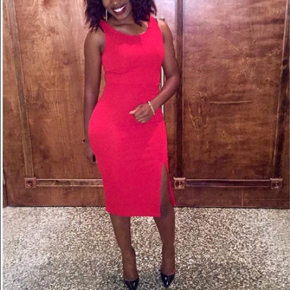 Red Dress - Picture 2 of 2